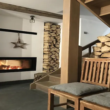 In With Fireplace فيلة تانفالد